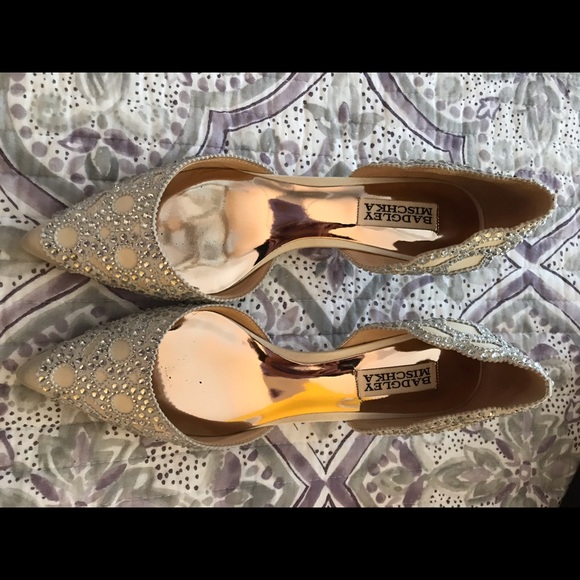 Badgley Mischka Kitten Heels - Picture 2 of 3